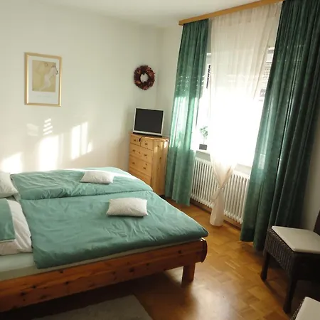 Toska Apartment